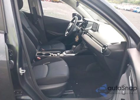 2017 Toyota Yaris Ia из США, поврежденный, VIN 3MYDLBYV0HY152223